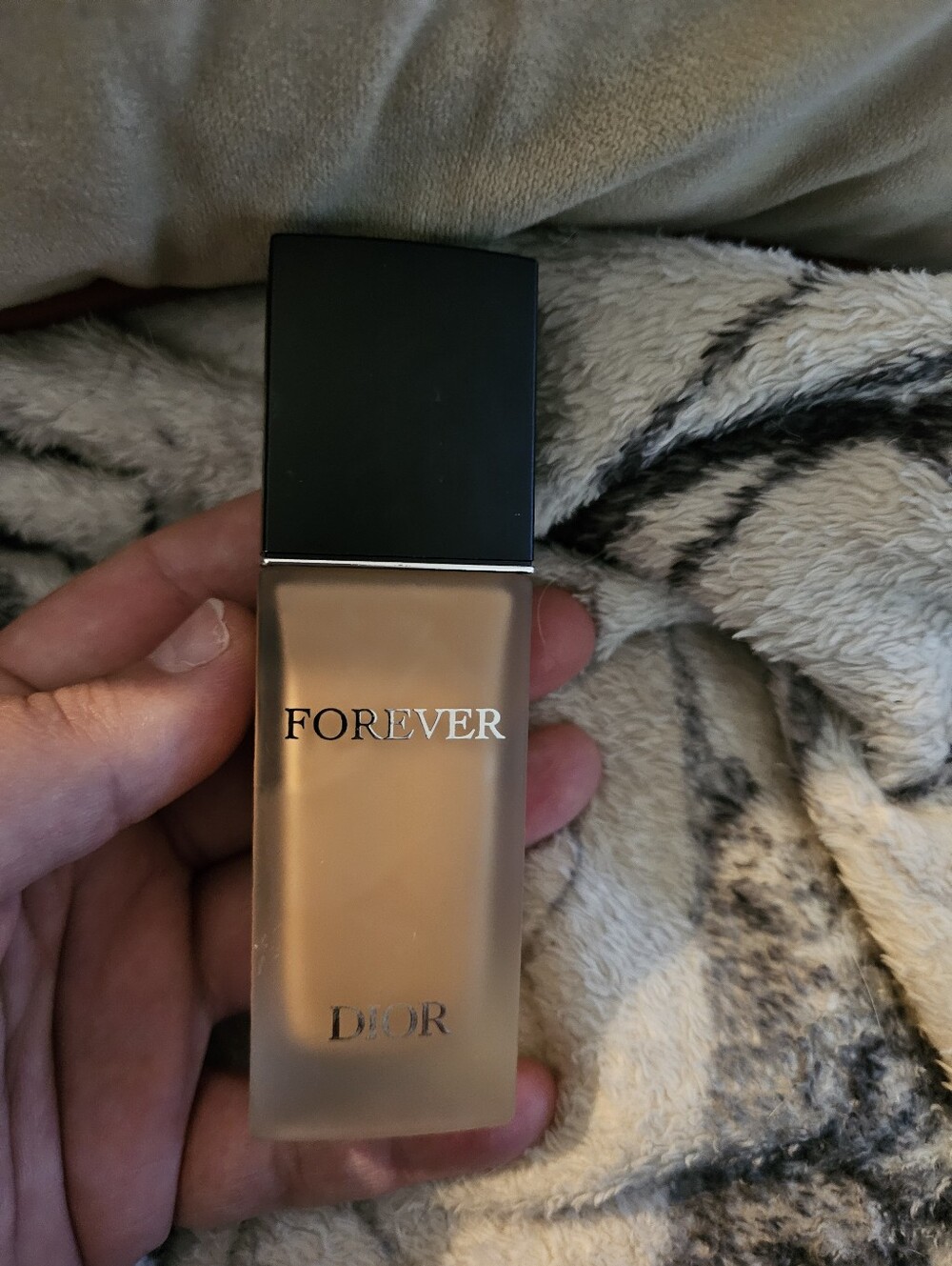 Christian Dior Forever Matte Liquid Foundation Broad Spectrum SPF 15 Shade 4N
